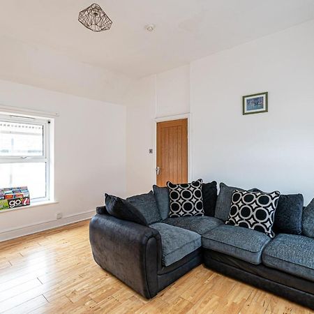 Two Bedroom Holiday Apartment Colwyn Bay Eksteriør billede