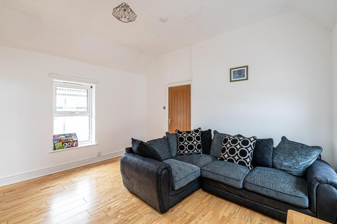 Two Bedroom Holiday Apartment Colwyn Bay Eksteriør billede