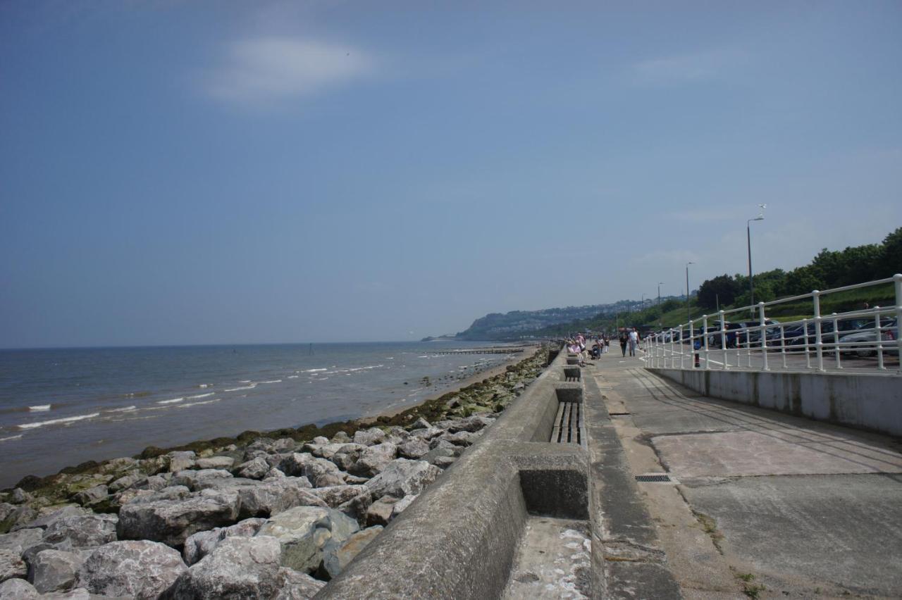 Two Bedroom Holiday Apartment Colwyn Bay Eksteriør billede